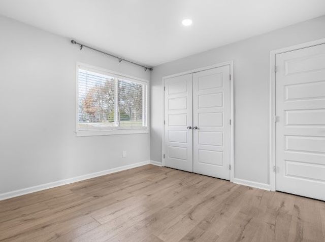 440 Moores Dr, Hopkinsville, KY 42240