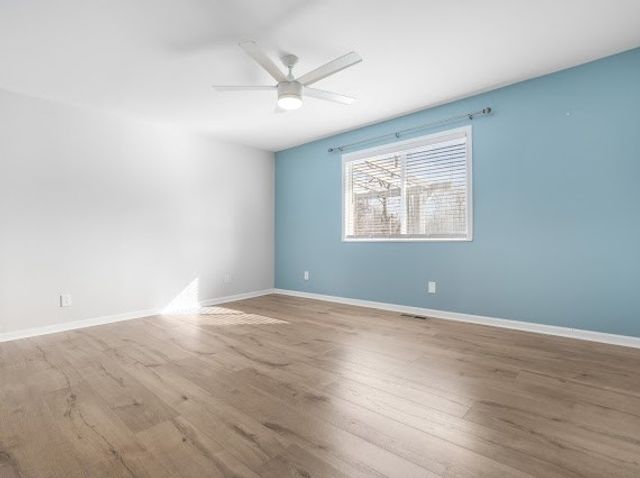 440 Moores Dr, Hopkinsville, KY 42240