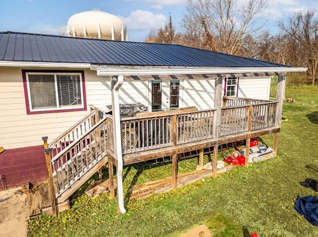 440 Moores Dr, Hopkinsville, KY 42240