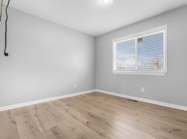 440 Moores Dr, Hopkinsville, KY 42240