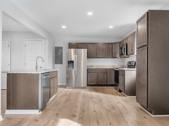 440 Moores Dr, Hopkinsville, KY 42240