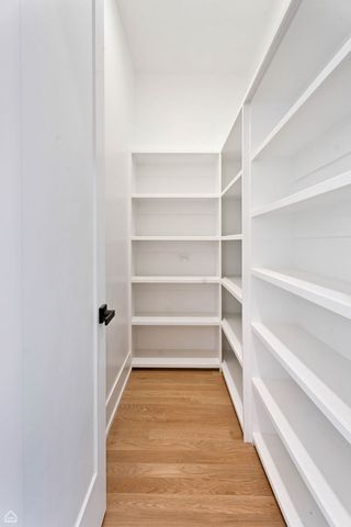 3905 N Drake Avenue, Chicago, IL 60618