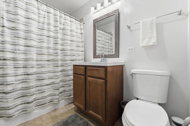 600 W Russell Street 309, Barrington, IL 60010