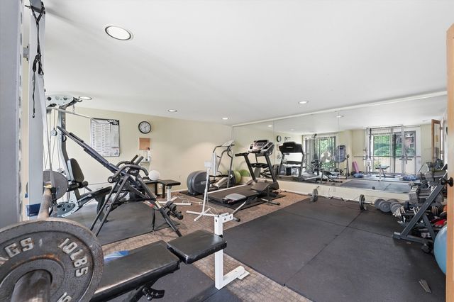 600 W Russell Street 309, Barrington, IL 60010
