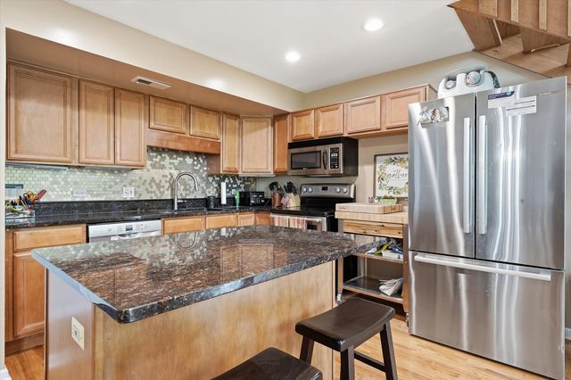 600 W Russell Street 309, Barrington, IL 60010
