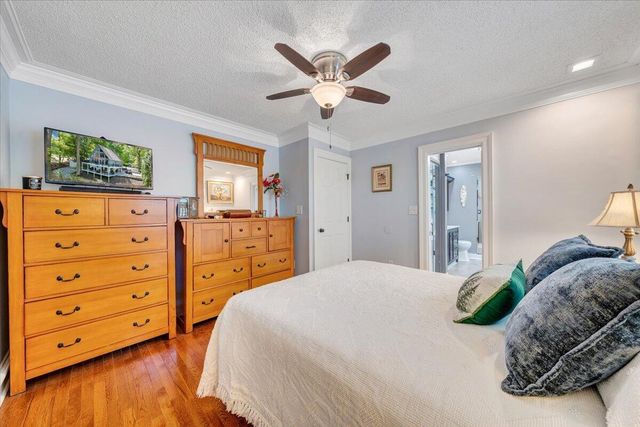 890 Long Island DR, Moneta, VA 24121