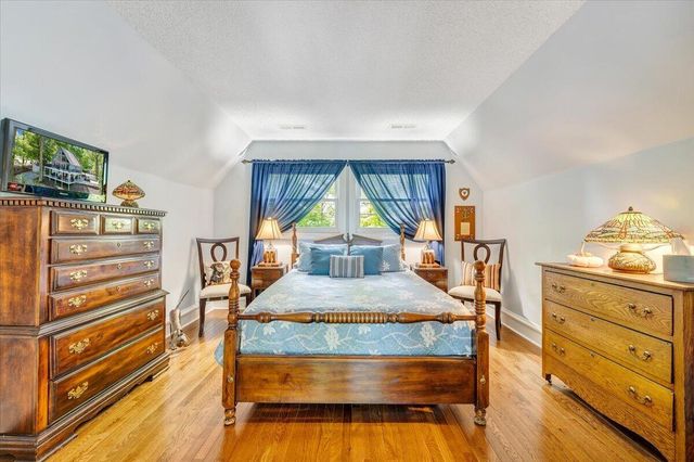 890 Long Island DR, Moneta, VA 24121