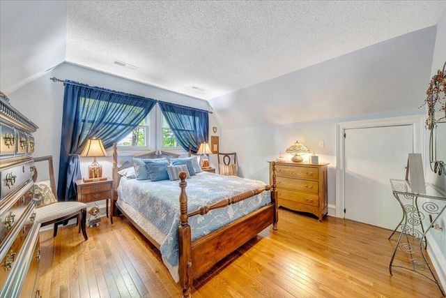 890 Long Island DR, Moneta, VA 24121