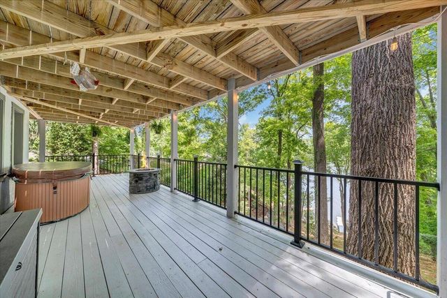 890 Long Island DR, Moneta, VA 24121