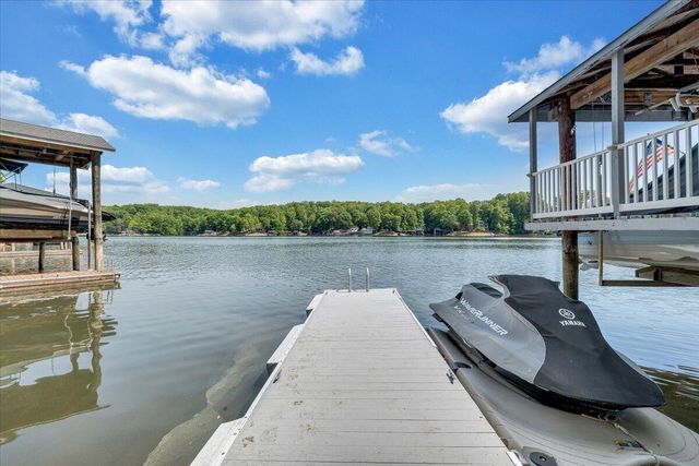 890 Long Island DR, Moneta, VA 24121