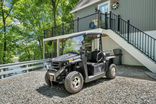 890 Long Island DR, Moneta, VA 24121