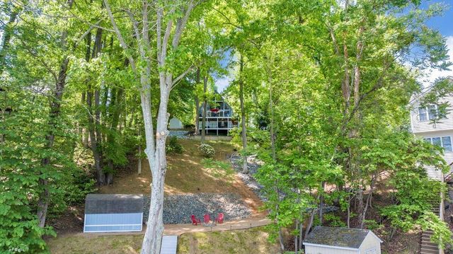 890 Long Island DR, Moneta, VA 24121