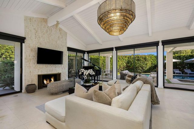 6 Exeter Court, Rancho Mirage, CA 92270