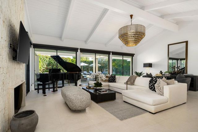 6 Exeter Court, Rancho Mirage, CA 92270