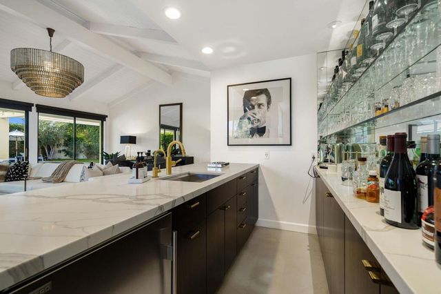 6 Exeter Court, Rancho Mirage, CA 92270