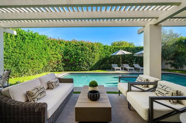 6 Exeter Court, Rancho Mirage, CA 92270