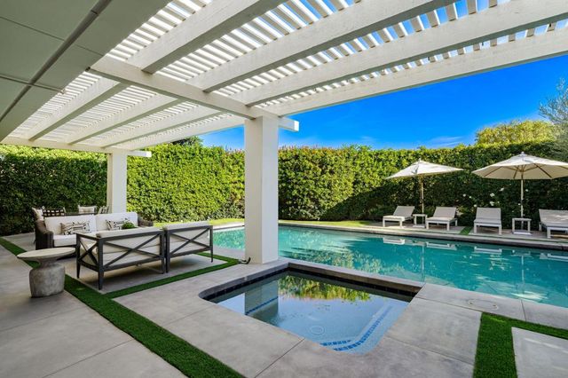 6 Exeter Court, Rancho Mirage, CA 92270