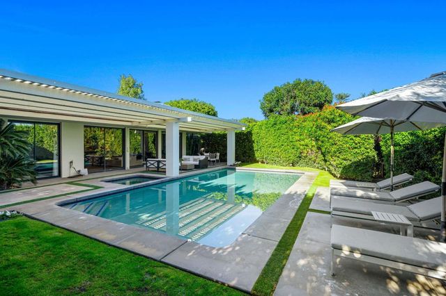 6 Exeter Court, Rancho Mirage, CA 92270