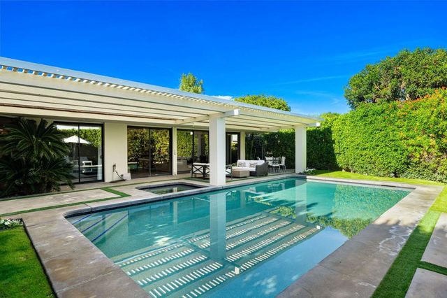 6 Exeter Court, Rancho Mirage, CA 92270