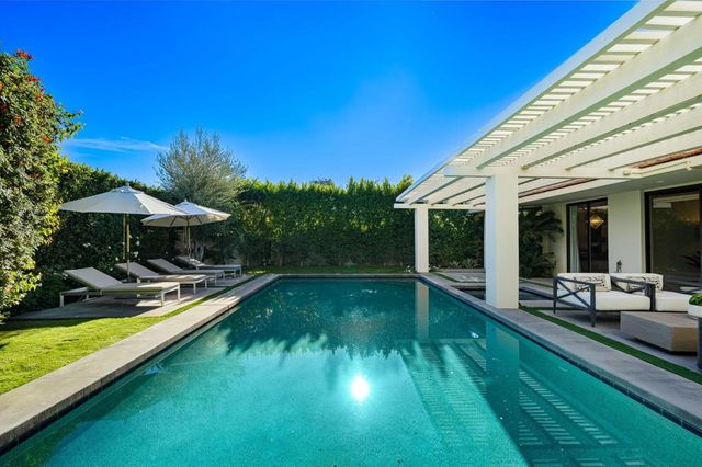 6 Exeter Court, Rancho Mirage, CA 92270