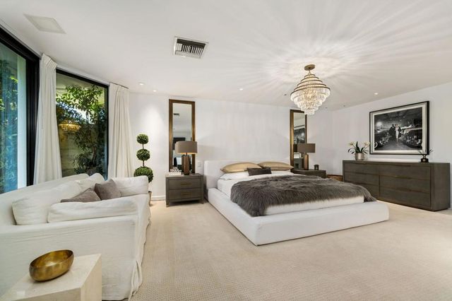 6 Exeter Court, Rancho Mirage, CA 92270