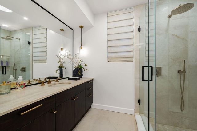 6 Exeter Court, Rancho Mirage, CA 92270