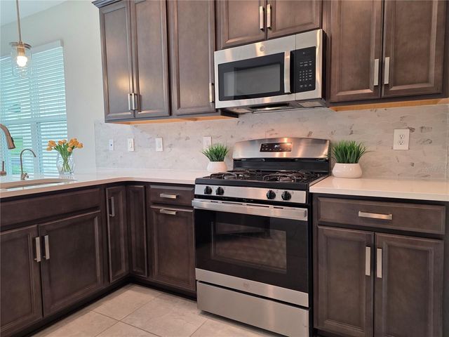 2865 HIGH POINTE STREET, Clermont, FL 34711