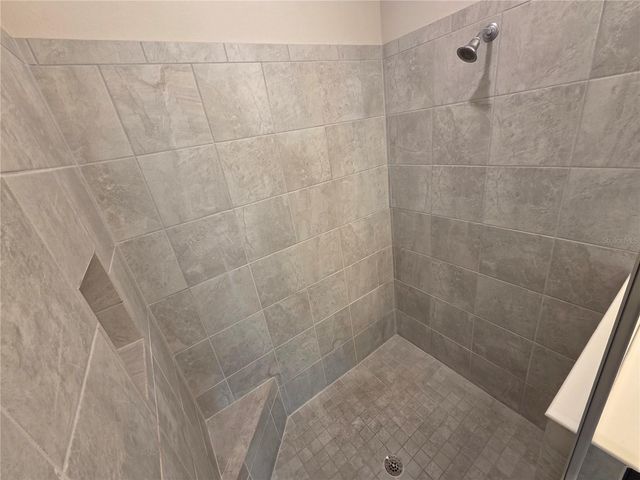 2865 HIGH POINTE STREET, Clermont, FL 34711