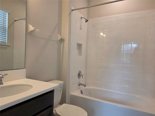 2865 HIGH POINTE STREET, Clermont, FL 34711