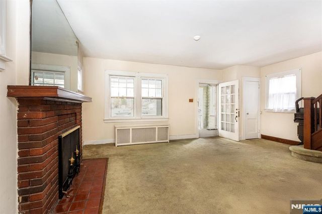 105 Midland Avenue, Glen Ridge, NJ 07028