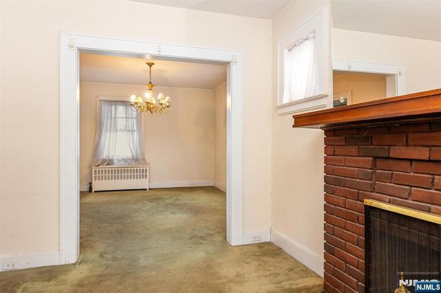 105 Midland Avenue, Glen Ridge, NJ 07028