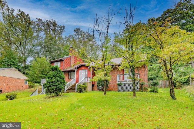2400 N VERMONT ST, Arlington, VA 22207