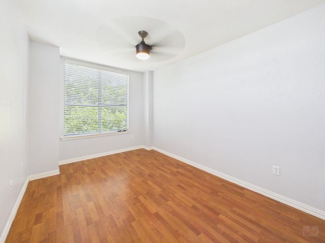 2409 Leon ST 201, Austin, TX 78705