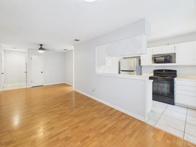 2409 Leon ST 201, Austin, TX 78705