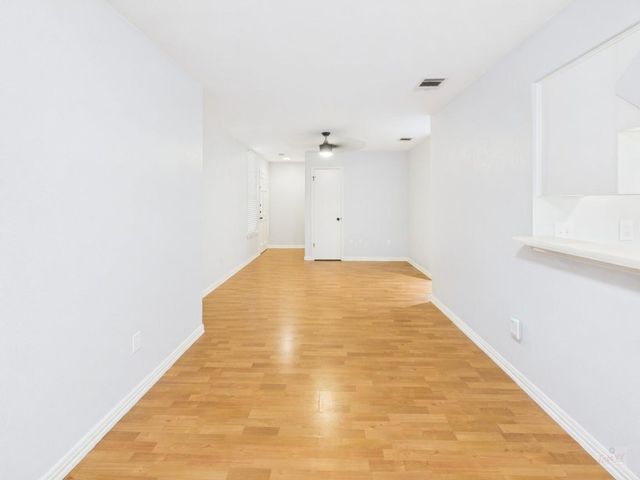 2409 Leon ST 201, Austin, TX 78705