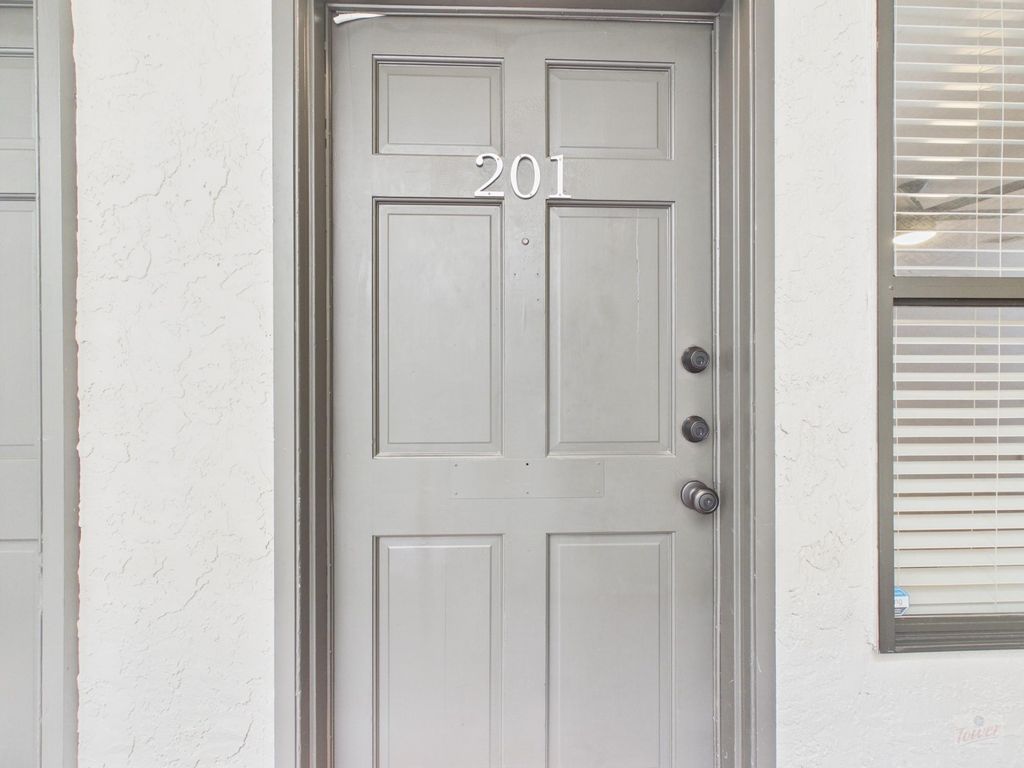 2409 Leon ST 201, Austin, TX 78705