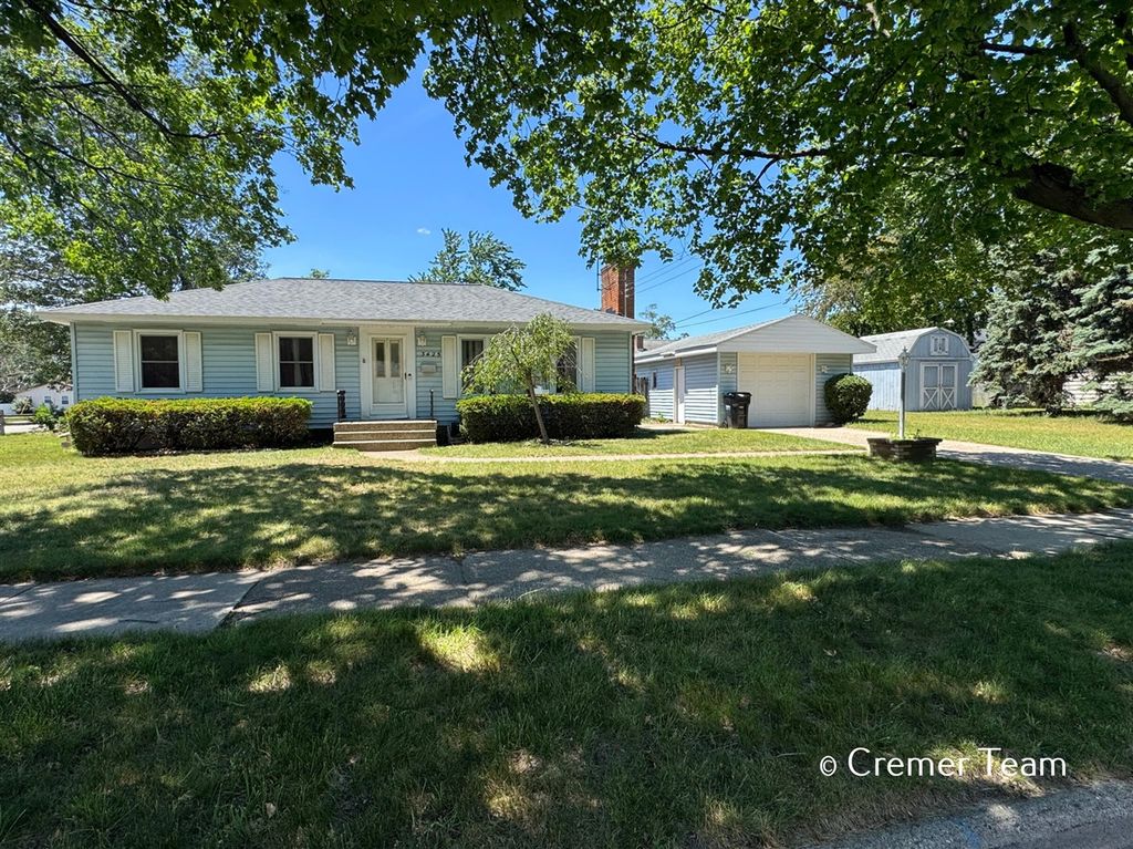 3425 Mckee Avenue, Wyoming, MI 49509