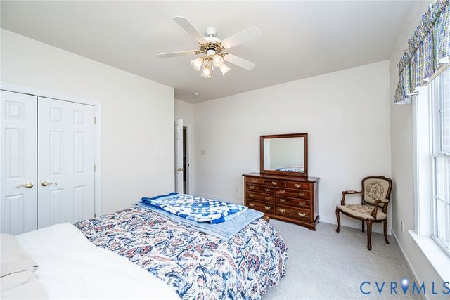 7402 Dress Blue Cir, Mechanicsville, VA 23116