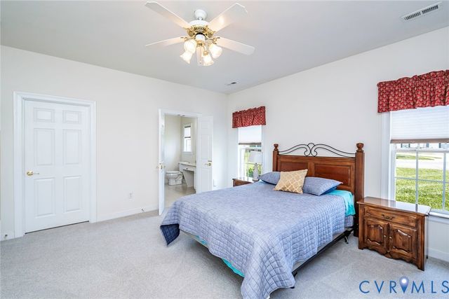 7402 Dress Blue Cir, Mechanicsville, VA 23116