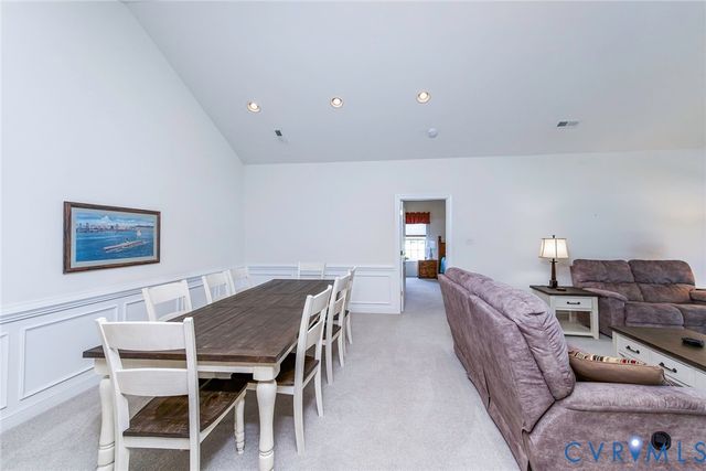 7402 Dress Blue Cir, Mechanicsville, VA 23116