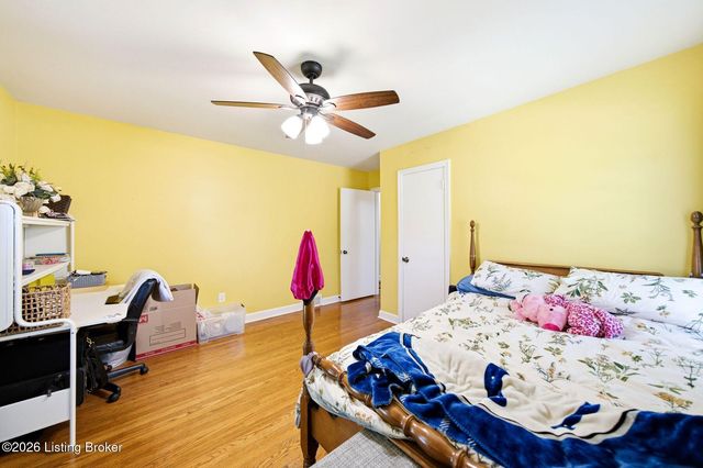 7205 Glen Arbor Rd, Louisville, KY 40222