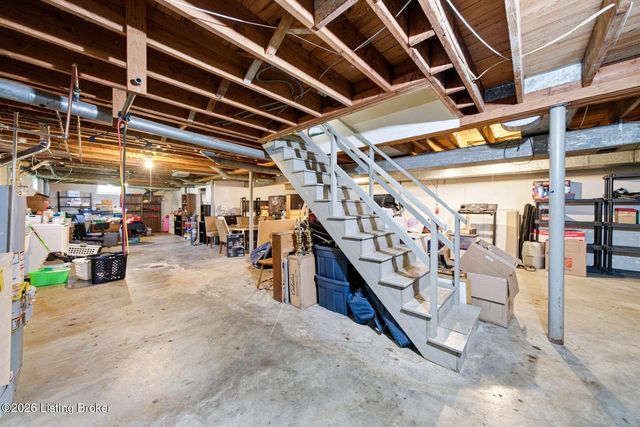 7205 Glen Arbor Rd, Louisville, KY 40222