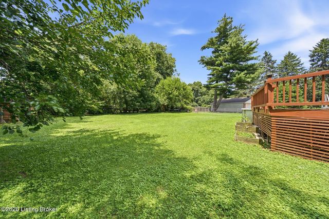 7205 Glen Arbor Rd, Louisville, KY 40222