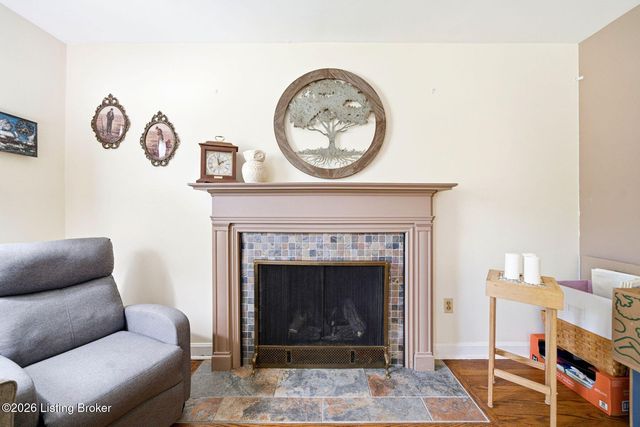 7205 Glen Arbor Rd, Louisville, KY 40222