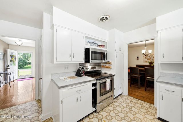 7205 Glen Arbor Rd, Louisville, KY 40222