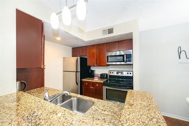 5124 CONROY ROAD 26, Orlando, FL 32811