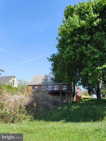 6291 HUNTINGDON ST, Harrisburg, PA 17111