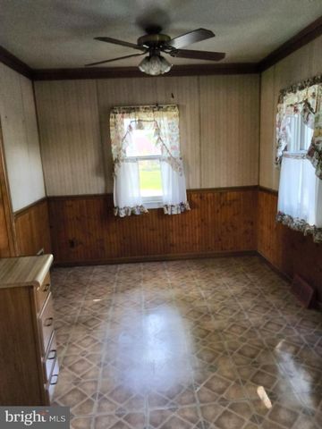 6291 HUNTINGDON ST, Harrisburg, PA 17111