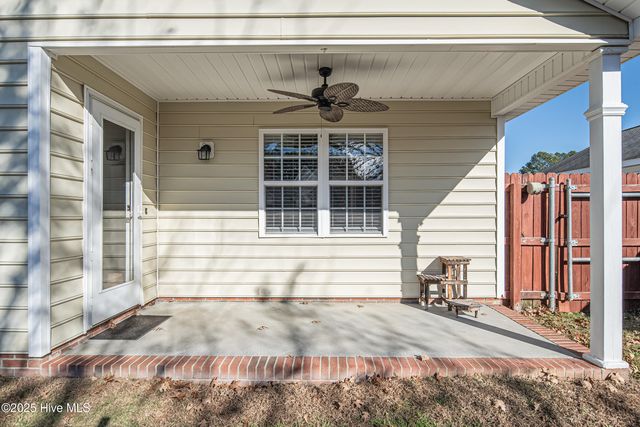 2305 Sawgrass Drive, Winterville, NC 28590