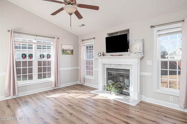 2305 Sawgrass Drive, Winterville, NC 28590